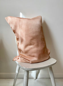 Hand-dyed Silk Pillowcase (Dusty Rose)